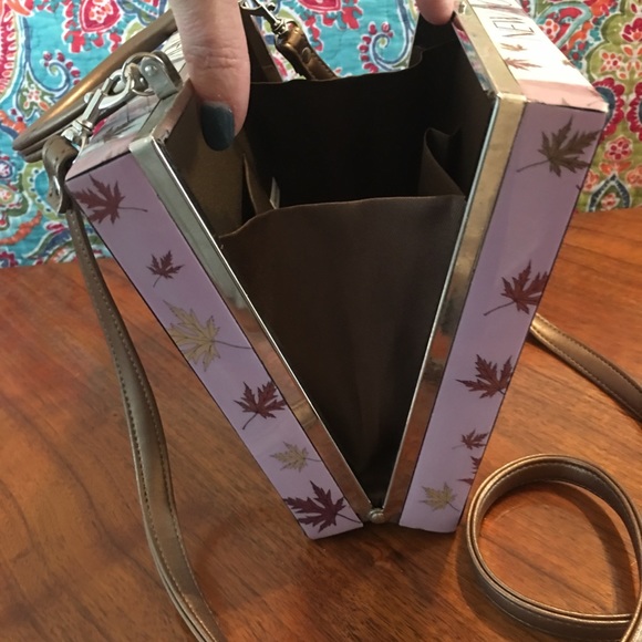 Cigar Box Style Purse - Picture 5 of 6